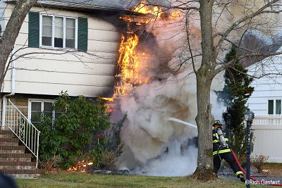Ashmont Street fire, Wellesley