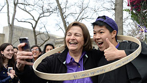 Wellesley College President Kim Bottomly, hooprolling champ Alex Poon