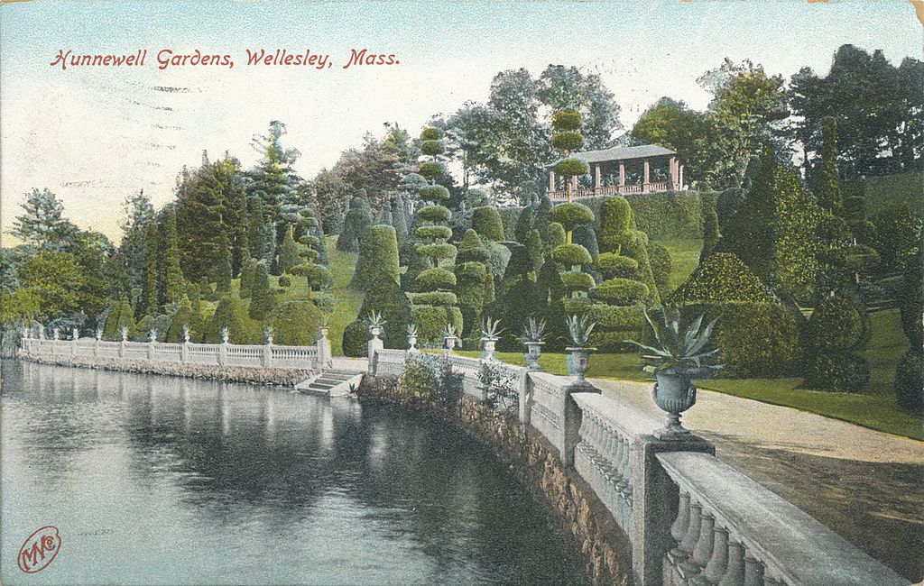 Hunnewell estate topiary garden on Lake Waban, now and then The