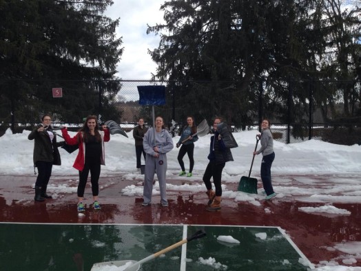 wellesley high tennis players shovel off court march 2015