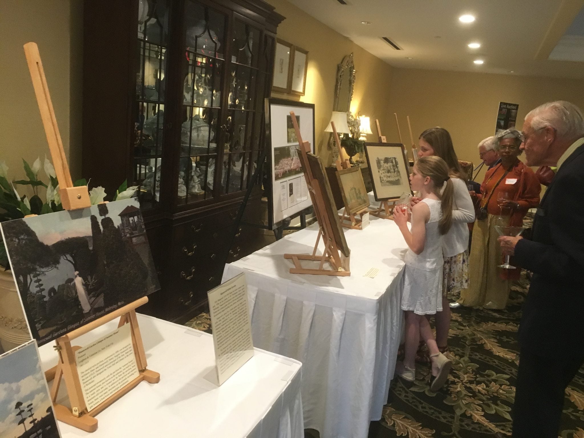 Wellesley Historical Society honors Hunnewells at Spring Gala 2016