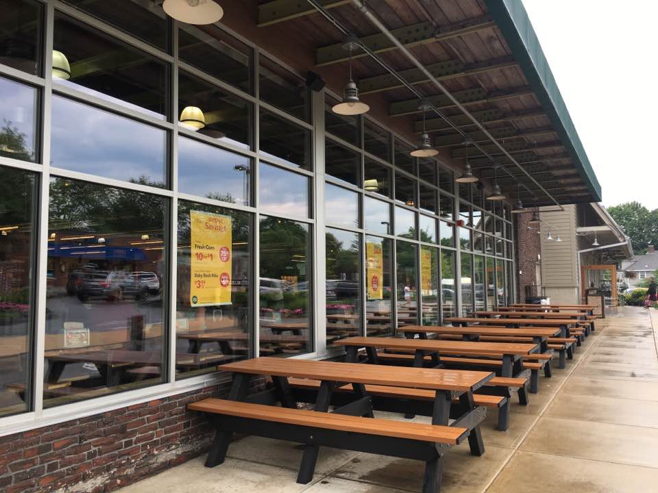 Whole Foods, alfresco dining, Wellesley