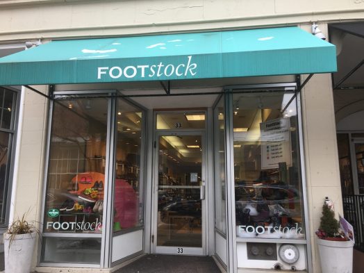 Wellesley Footstock