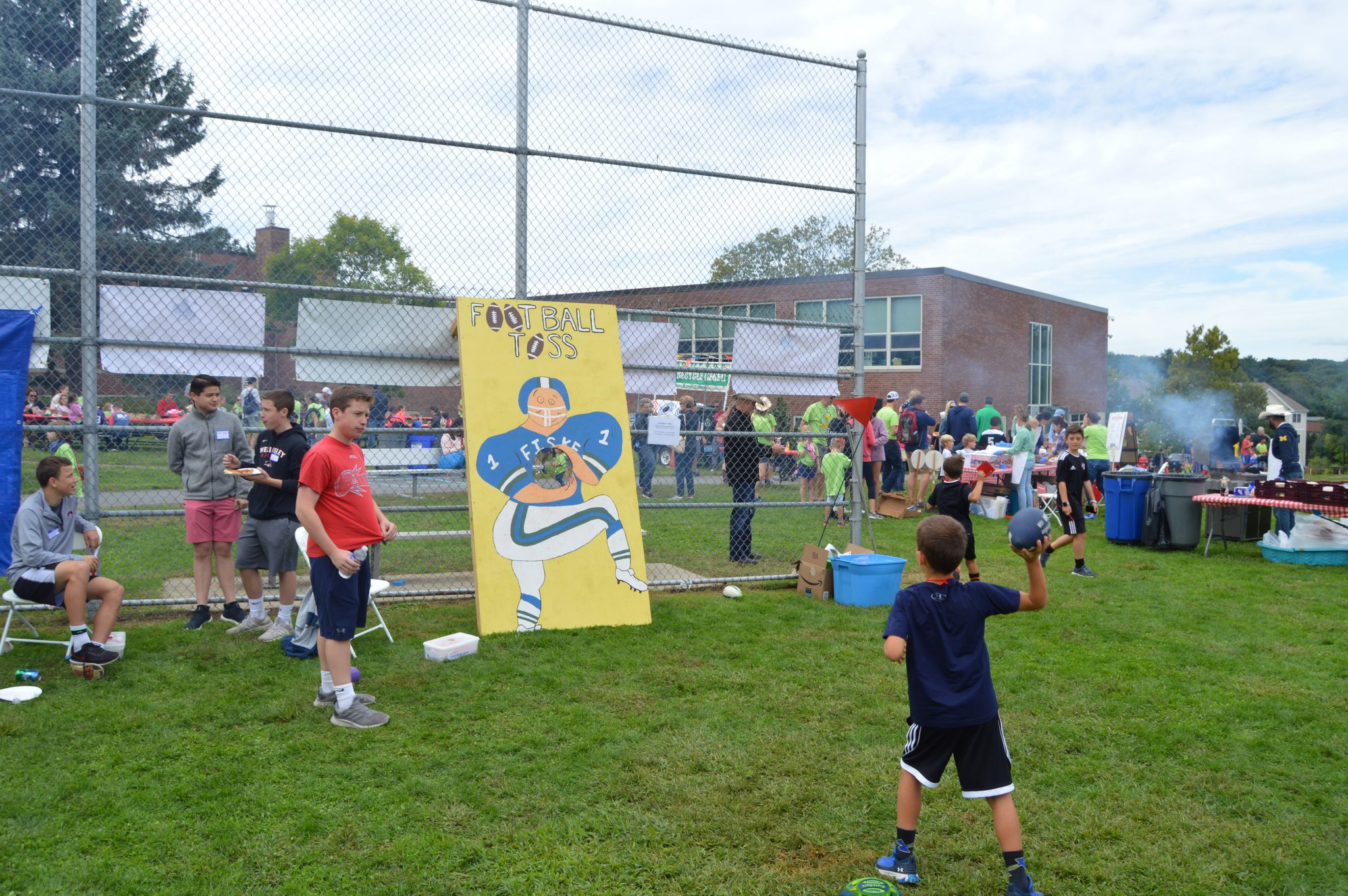 Wellesley, Fiske, Wild West Roundup