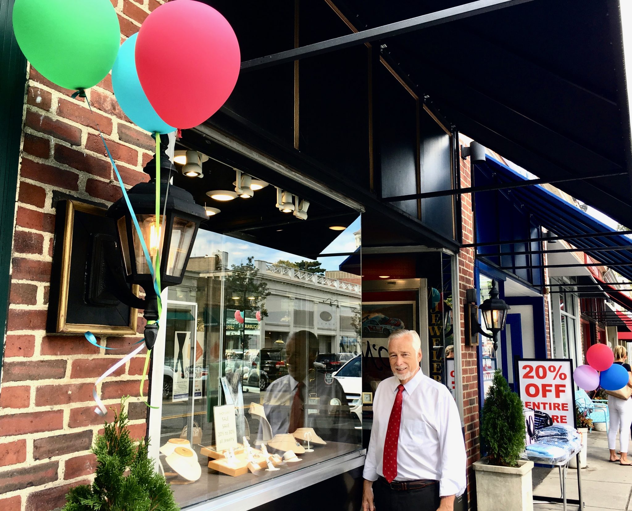 O'Neil Jewelers, Wellesley