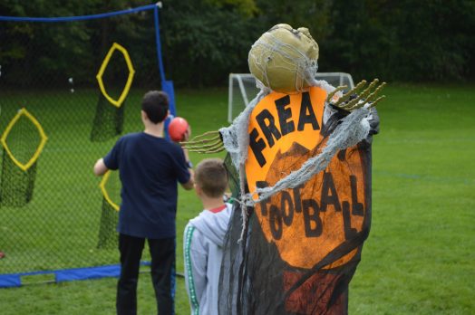 wellesley bates pumpkin fair football