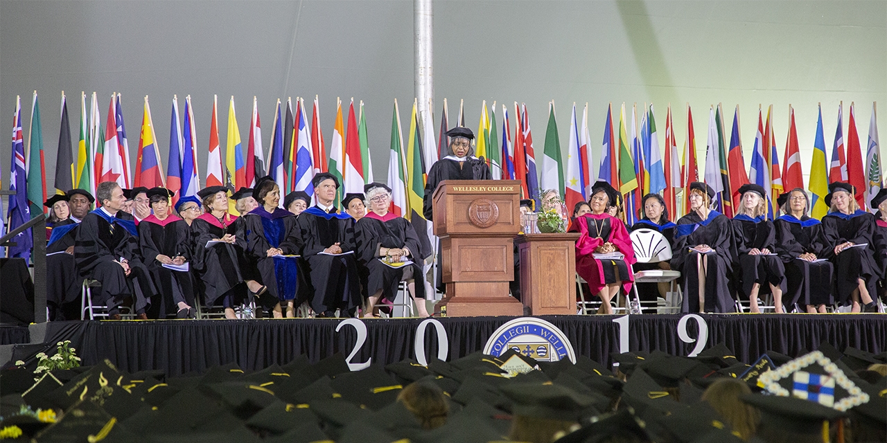 Anita Hill delivers Wellesley College commencement speech The