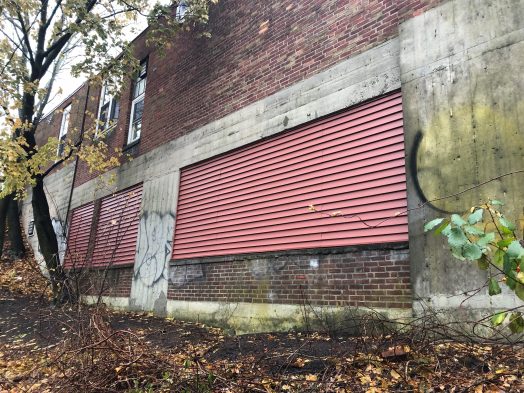 Crest Road graffiti