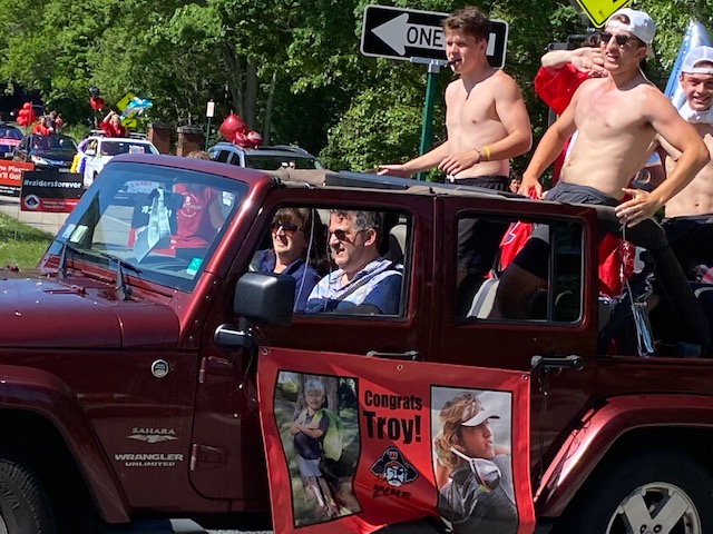 WHS car parade