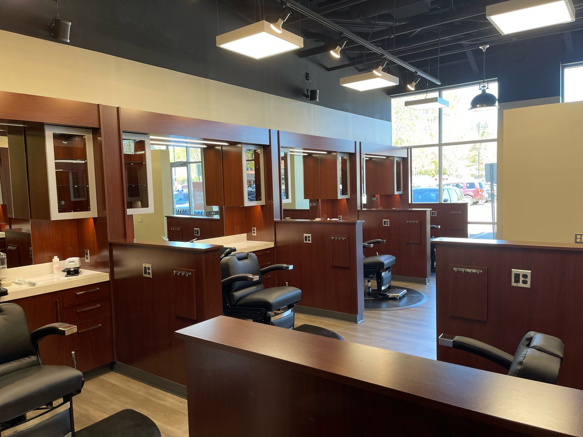 Wellesley Business Buzz Bach to Rock; Papa Wheelies Grand Opening; Lululemon coming to Central