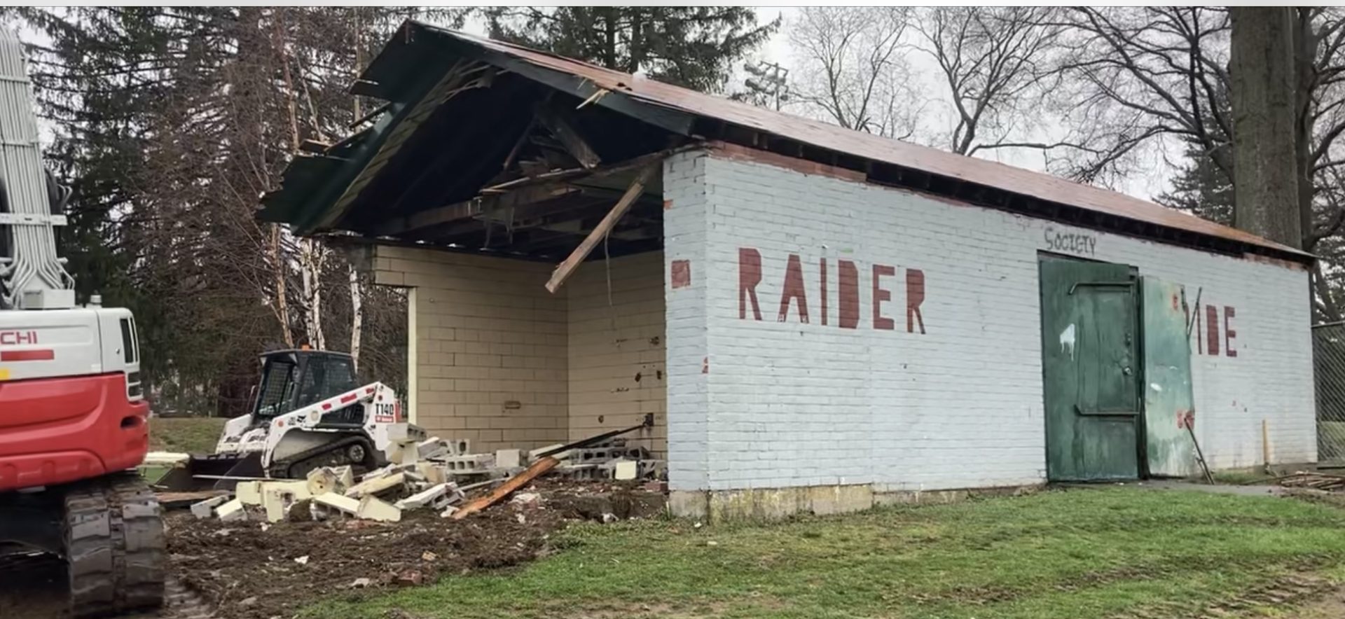 The Wellesley aqueduct bathrooms at Hunnewell Field have landed The