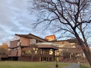 Wellesley College, Lulu Wang Center