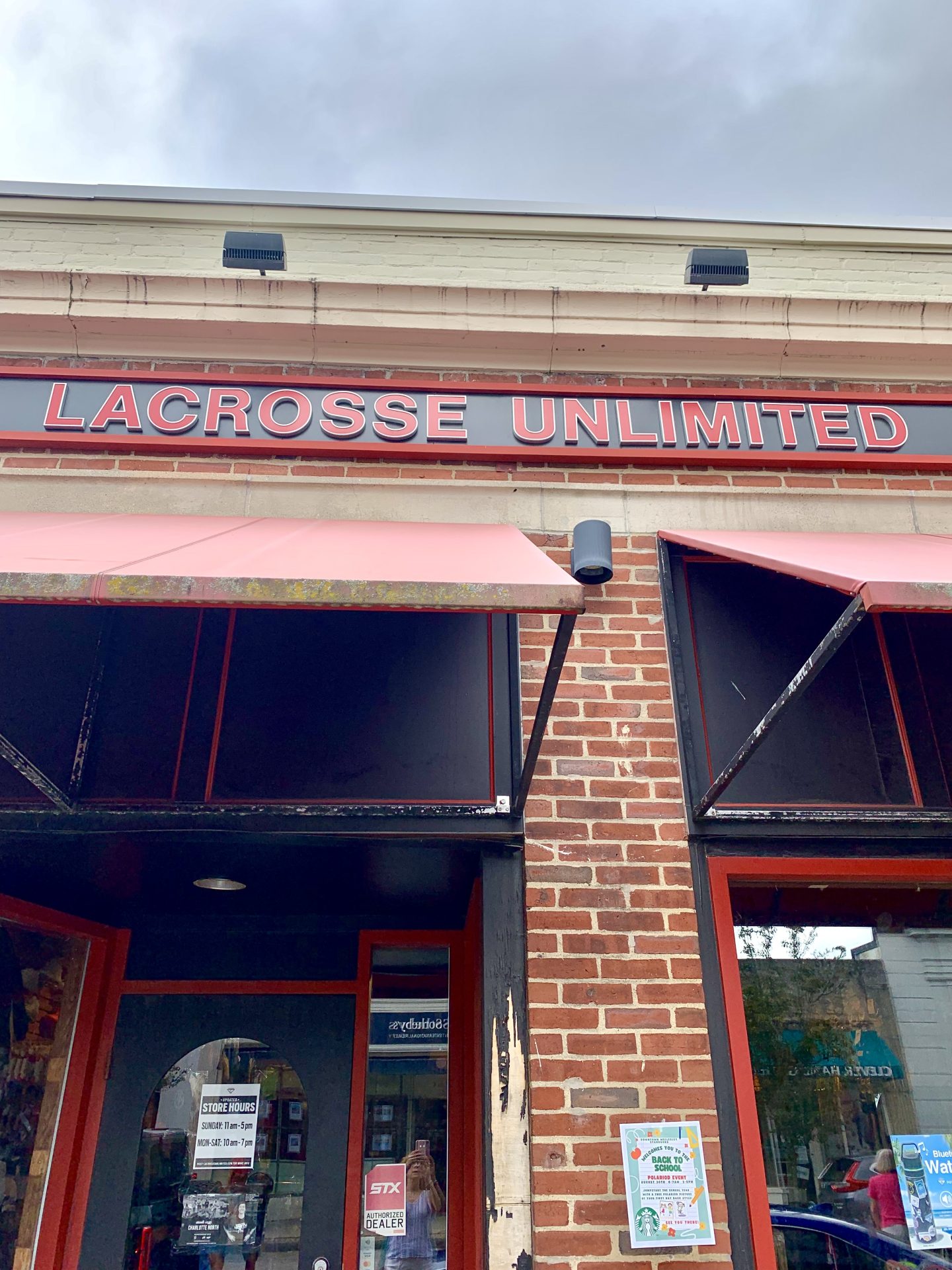 Lacrosse Unlimited, Wellesley Square