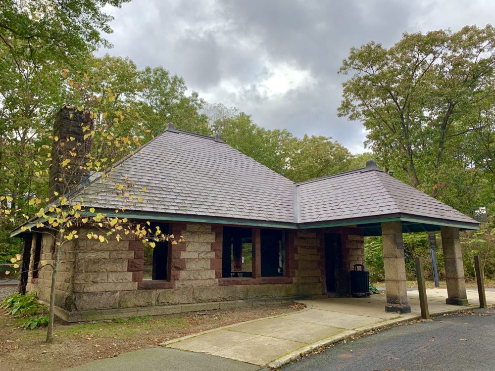 MBTA commuter rail stations in Wellesley The Swellesley Report