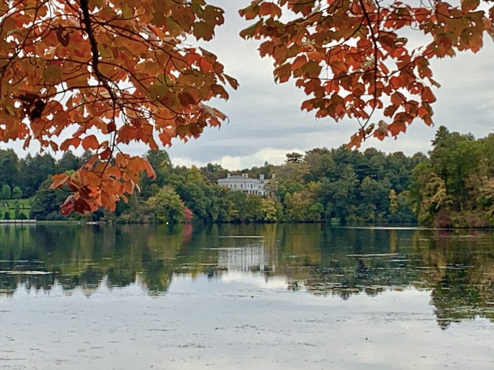 Lake Waban, Wellesley, and Hunnewell mansion