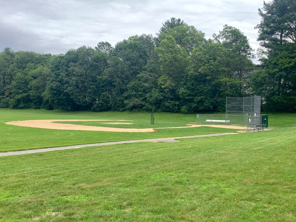 Baseball diamond, Kelly Field