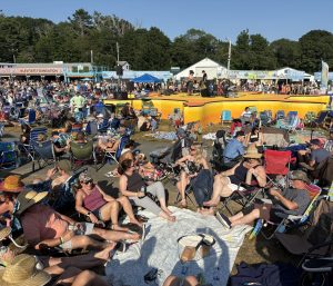 Levitate circle songwriter stage