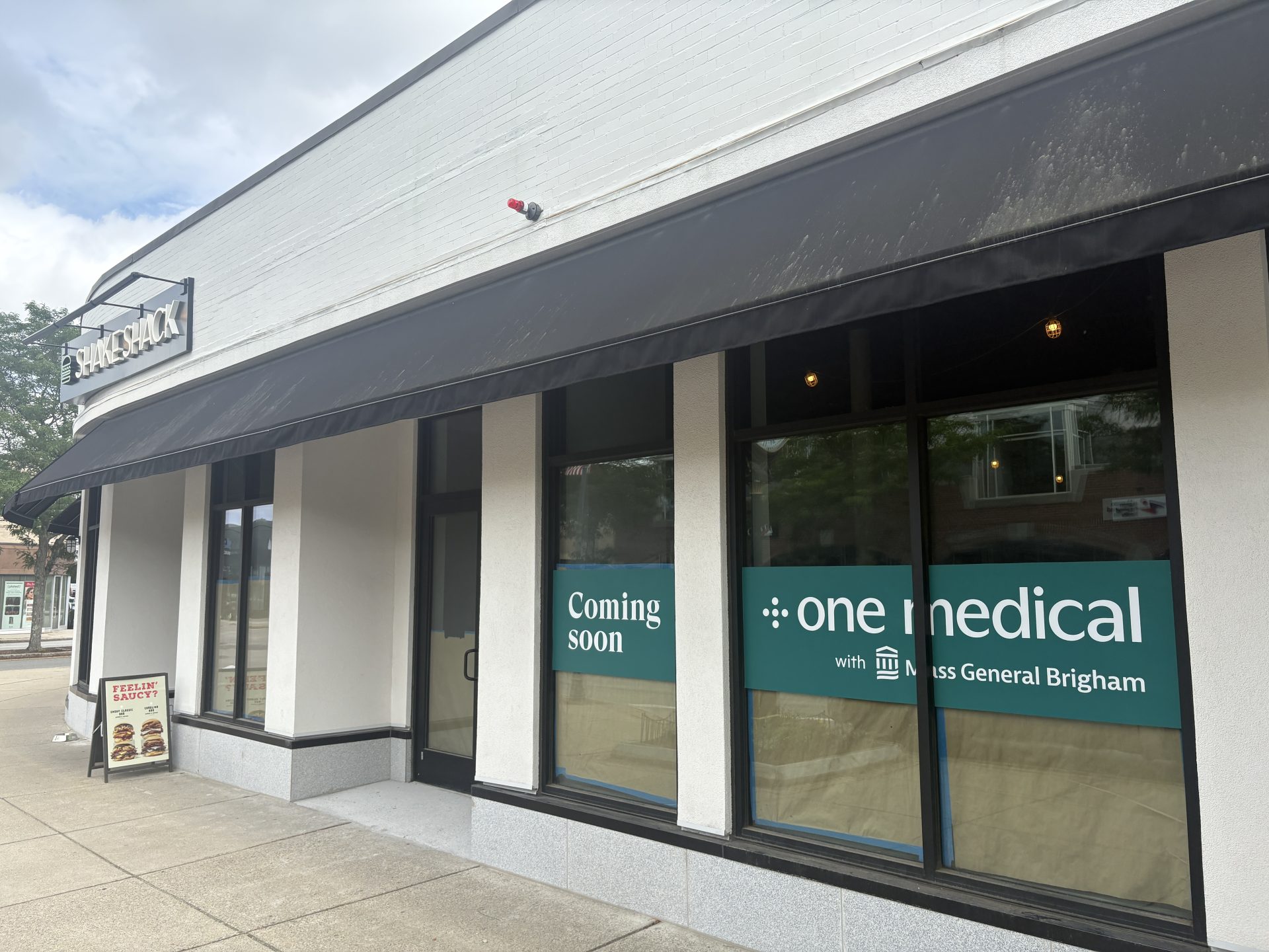 one medical wellesley square