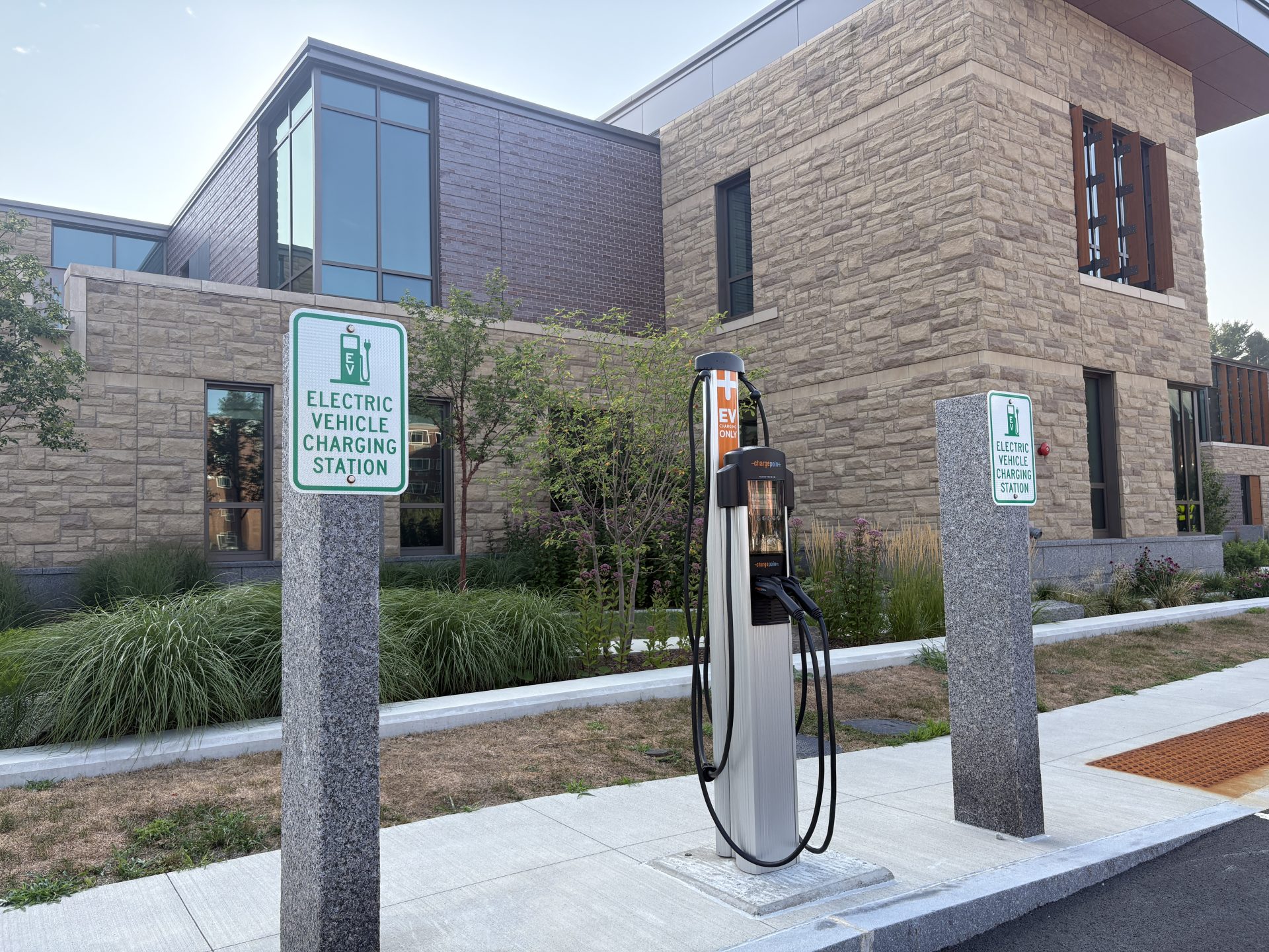EV chargers hunnewell elementary school