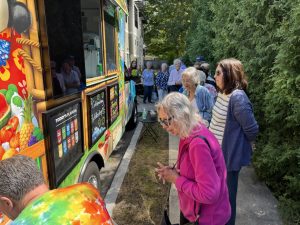 Wellesley seniors at Kona Ice truck at Tolles Parsons Center