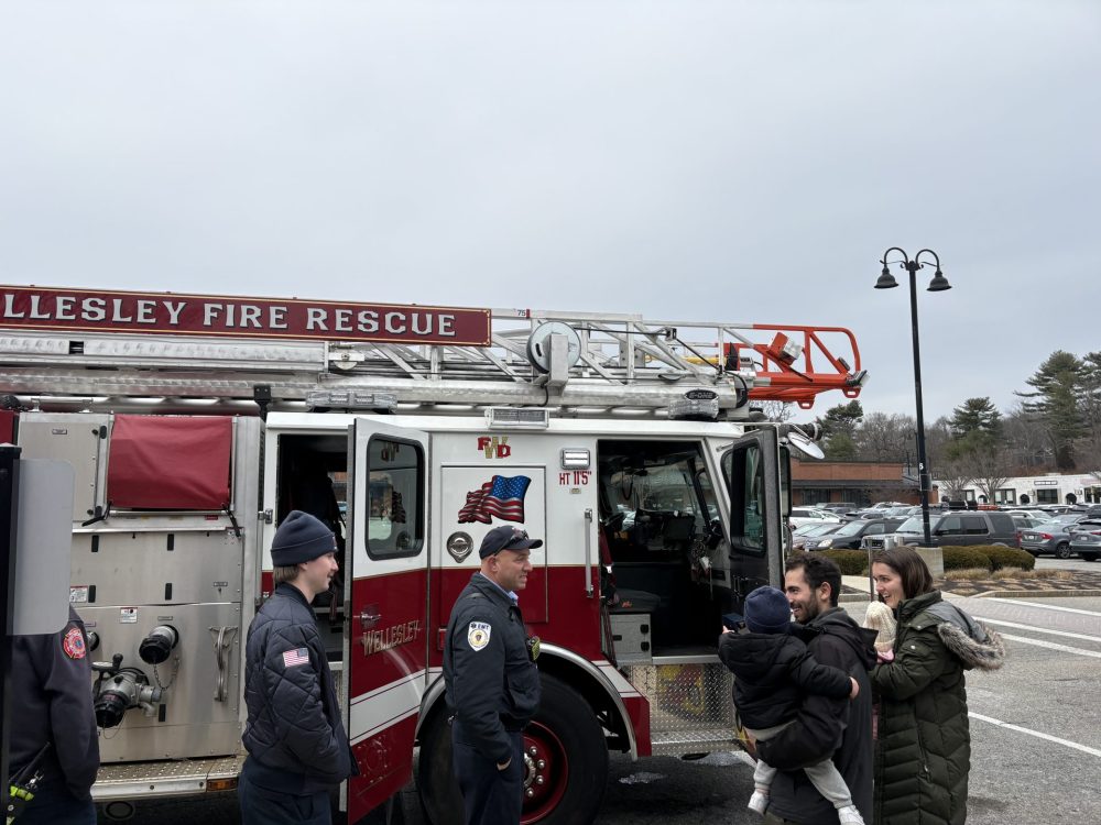 Linden Square Holiday Stroll firefighters