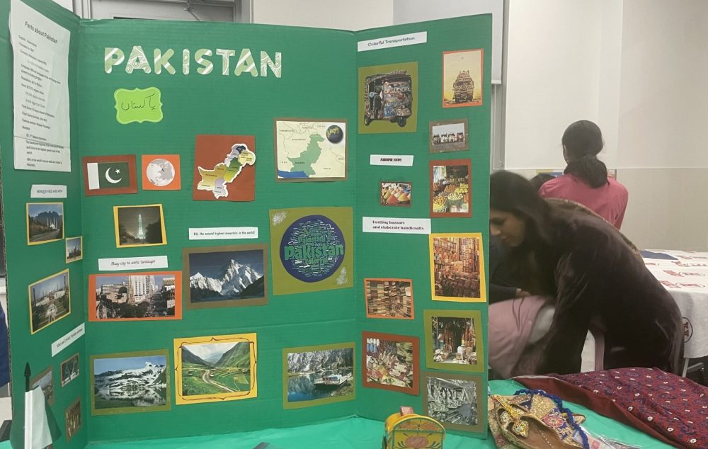 International night sign about pakistan