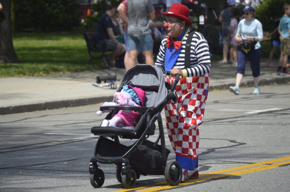 www parade  clowns