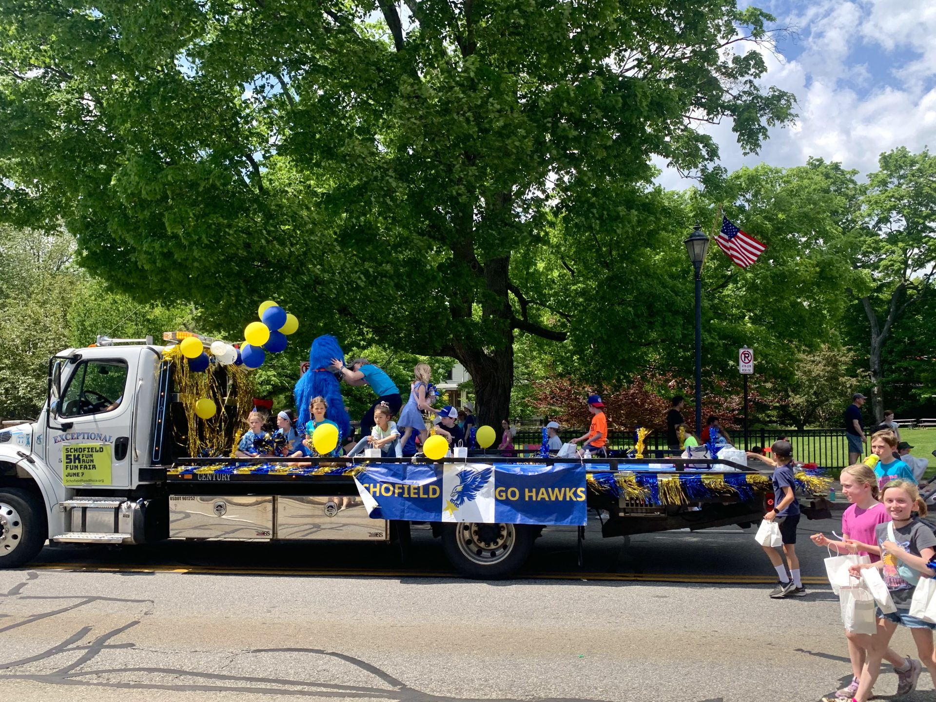 Schofield School, Wellesley, parade