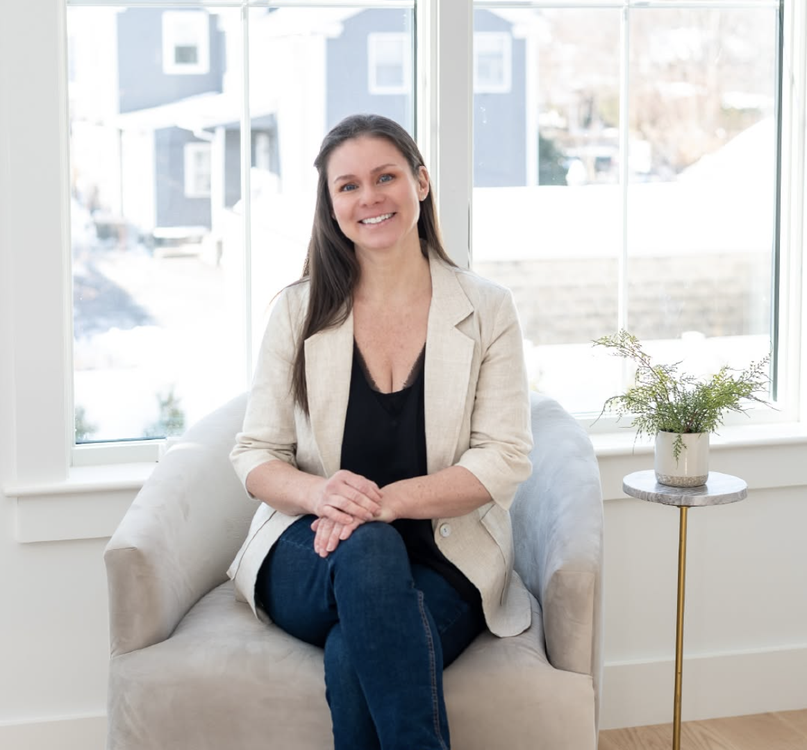 Wellesley Business Buzz: Sit Still Salon for happy haircuts; Amazon One Medical opens membership-based office