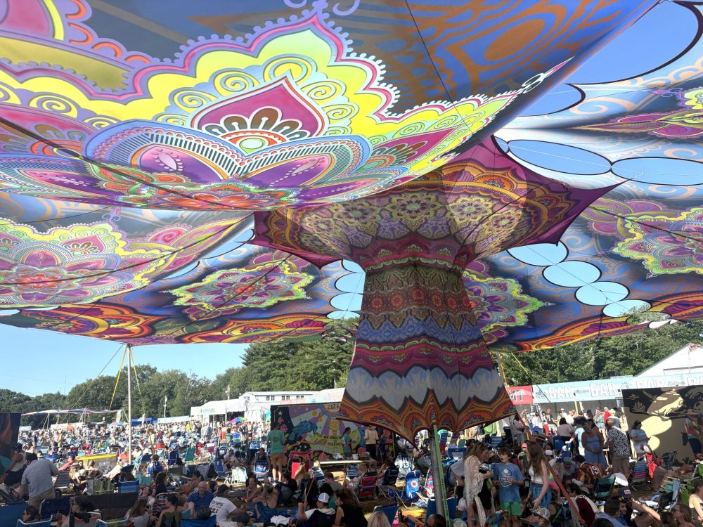 Levitate tent